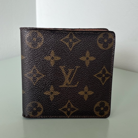 Louis Vuitton Other - Louis Vuitton Men’s Monogram Brown Signature Marco Bifold Wallet MI8903